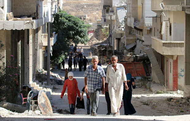 Syria conflict: Aleppo 'corridors' must be protected - Red Cross