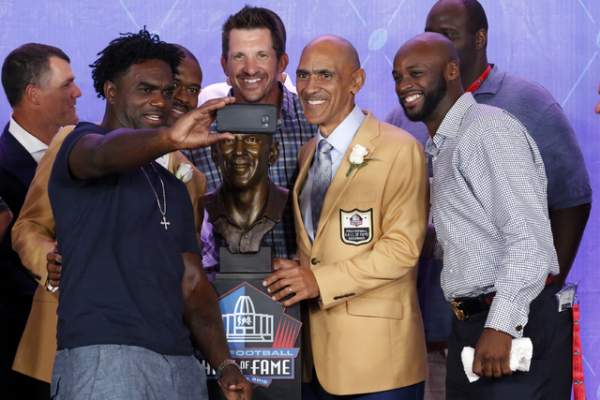 VIDEO: Brett Favre's night at the Pro Football Hall of Fame