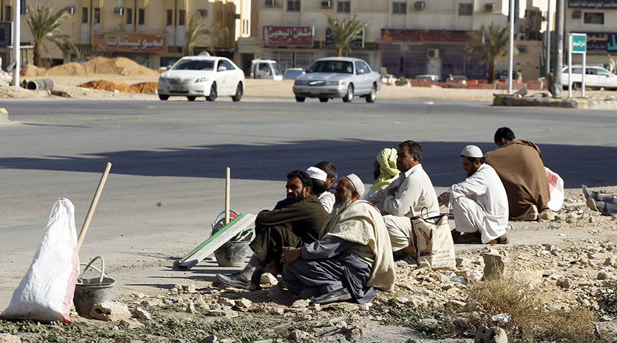 Foreign construction laborers in Riyadh