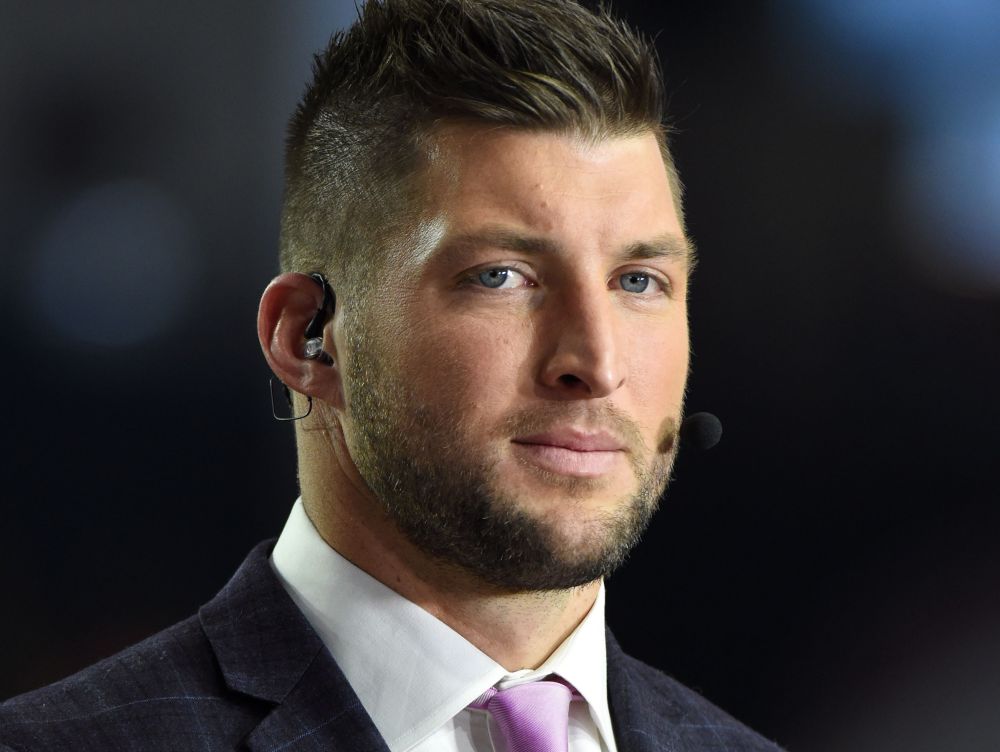 Former professional football player Tim Tebow is looking to switch it up and is actively pursuing a Major League Baseball career