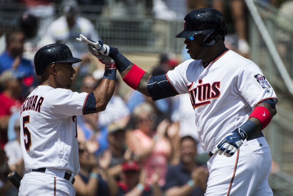 Twins 4, Braves 2: Mauer, Plouffe back another Santana W