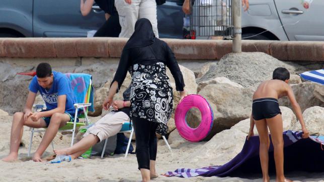 France s highest court mulls bid to reverse burkini ban - Yahoo7