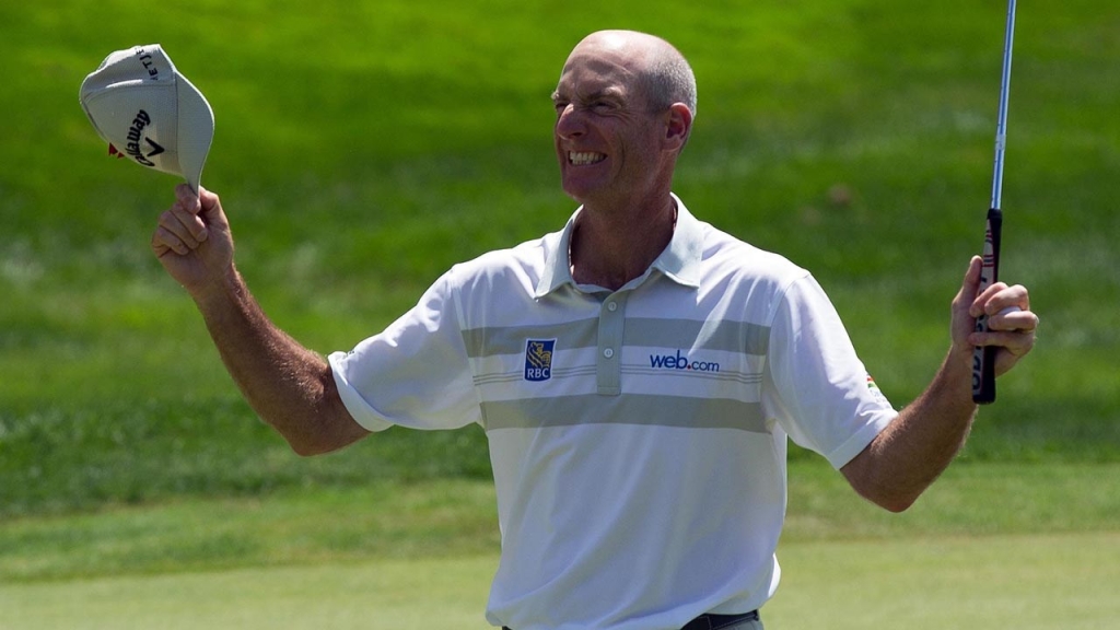 Jim Furyk sets PGA Tour record with 58 in final round at Travelers Championship