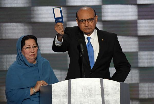 Sales of pocket Constitutions spike after Khan-Trump feud