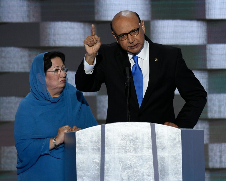 Amid Trump Attacks, Abbott Defends Fallen Muslim Soldier's Family