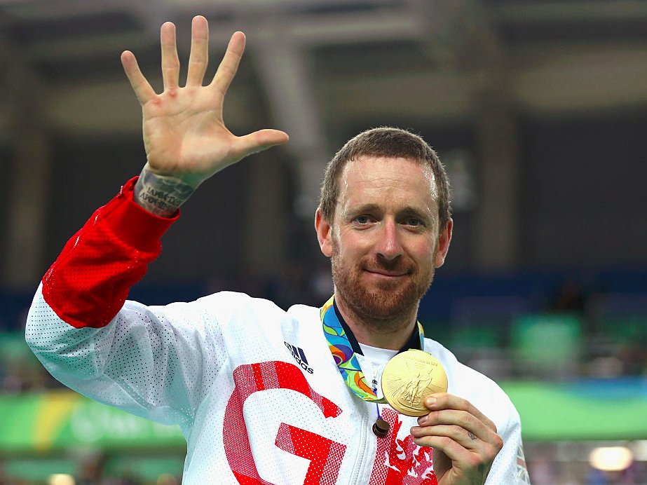 Team GB and Bradley Wiggins win Olympic gold in men's team pursuit