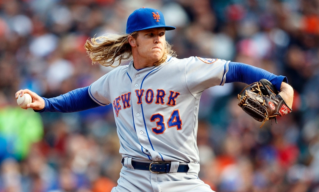 Noah Syndergaard pitches