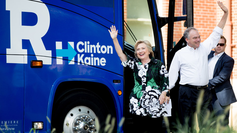 Hillary Clinton and running mate Tim Kaine arrive in Columbus Ohio on their bus trip