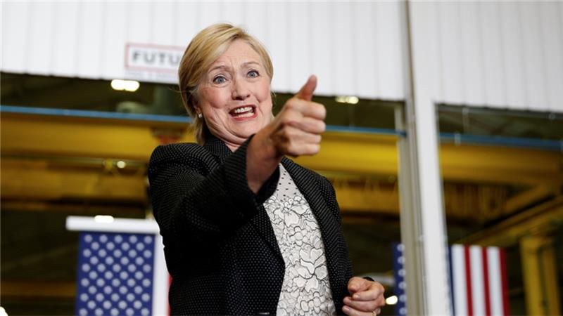 Hillary Clinton paid an effective federal tax rate of 34.2% last year according to a tax filing