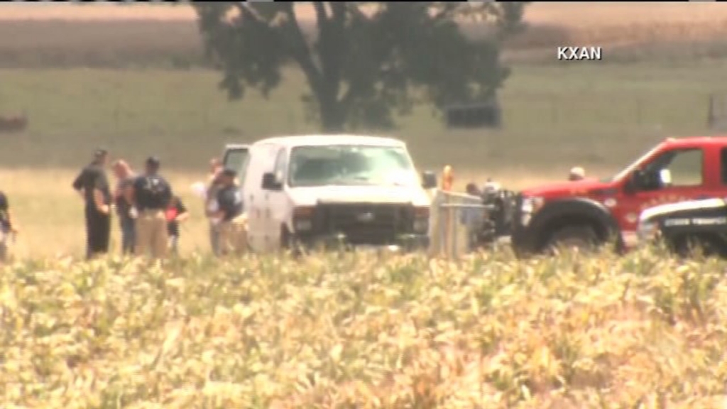 Scene of hot air balloon crash in Texas