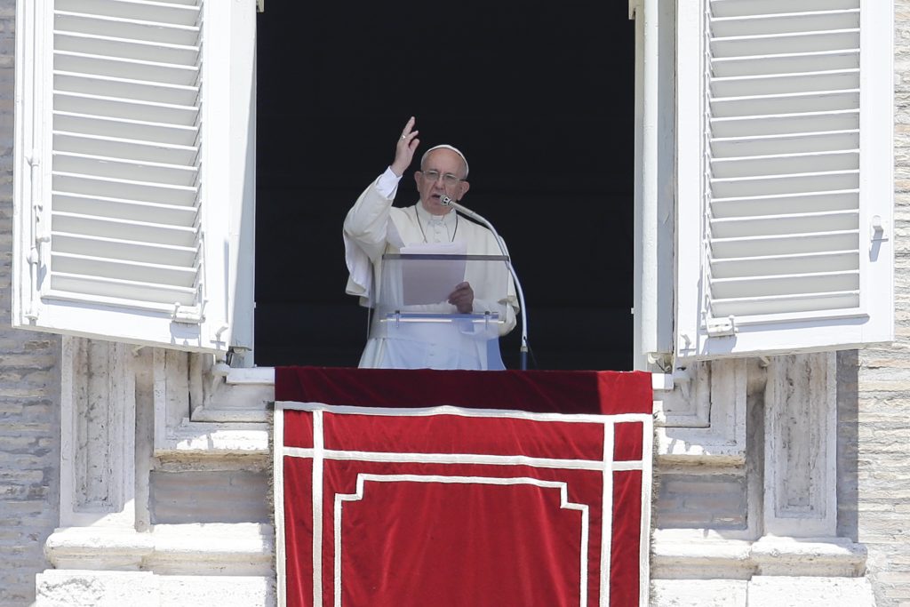 Pope Francis calls continuing violence in Syria ‘unacceptable