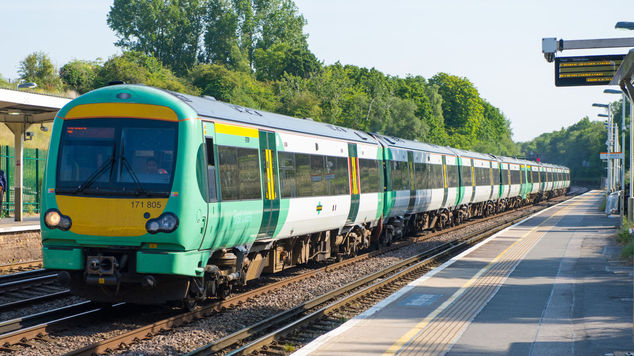 Hundreds of thousands of Southern Rail commuters face a week of travel chaos as staff are set to begin a five-day strike on Monday