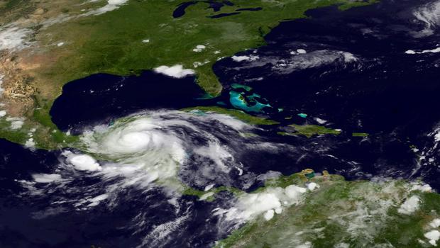 Hurricane Earl lands brings rainfall warnings to southern Mexico