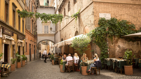 Italian diners are encouraged to take home doggy bags