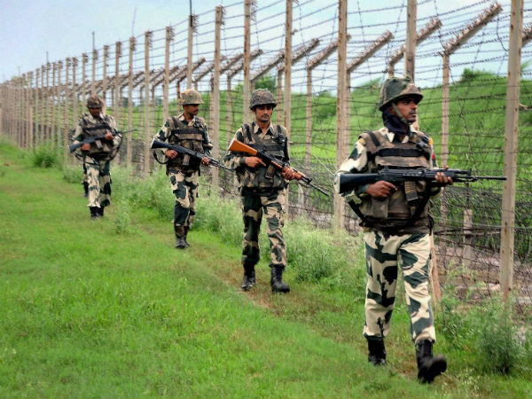 Pakistan Army Violates Ceasefire, Resorts to Unprovoked Firing in Poonch