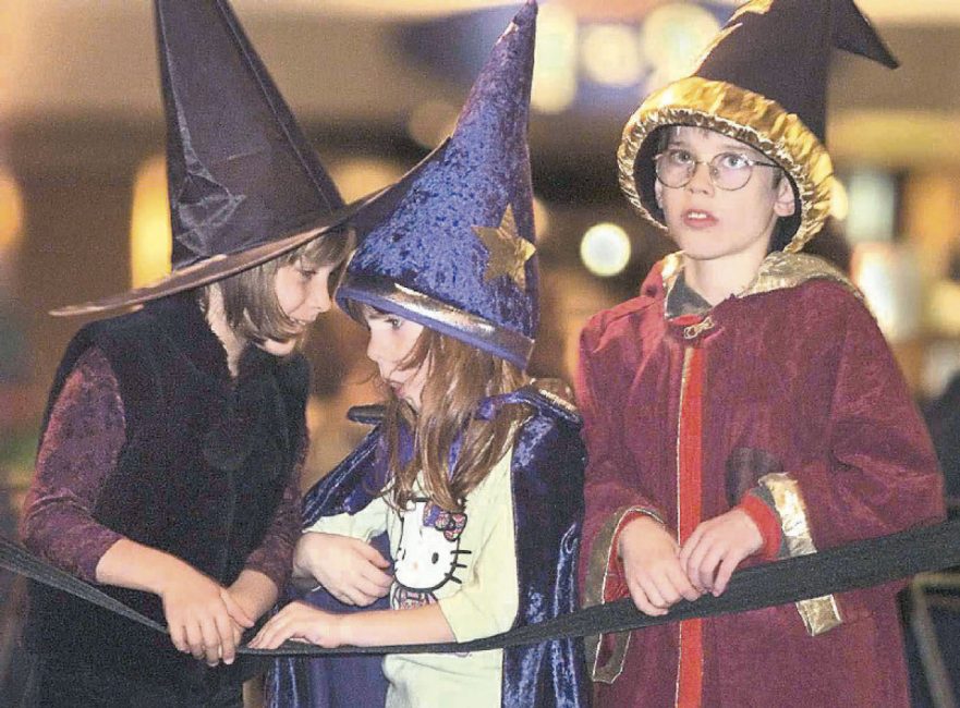 NOV. 16 2001 Children wait for the noon showing of the first movie Harry Potter and the Philosopher's Stone, in a theatre in Etobicoke