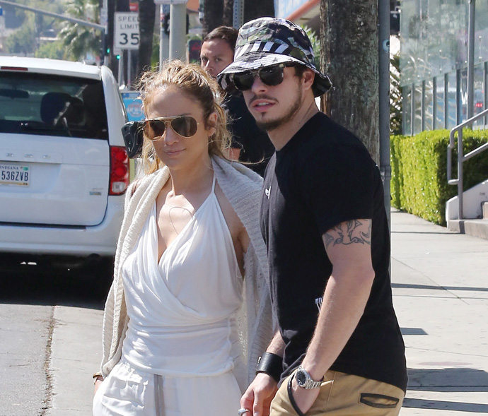 Jennifer Lopez & Casper Smart Have Broken Up Again! What Happened?!