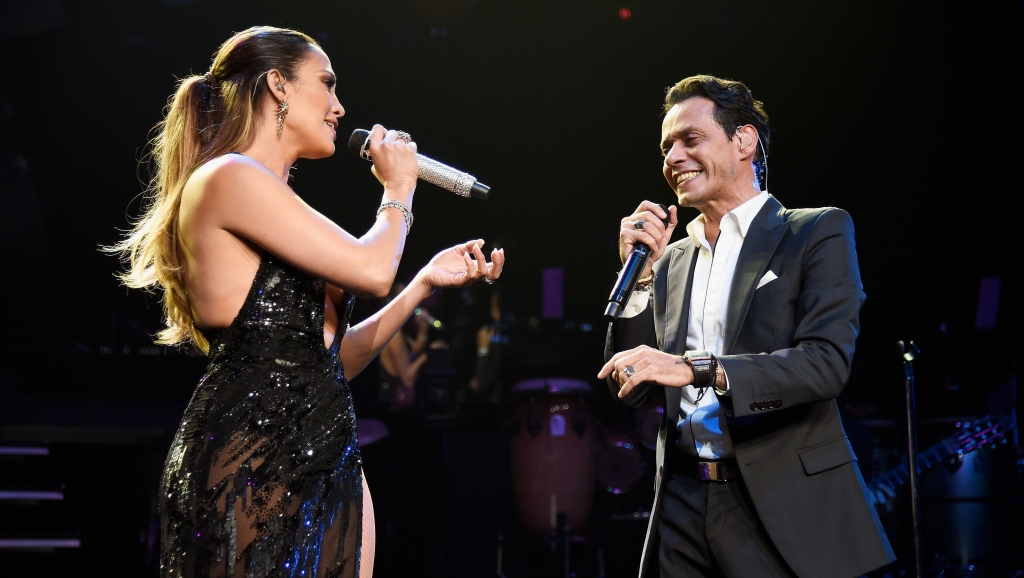 Jennifer Lopez Joins Ex Husband Marc Anthony on Stage in NYC!