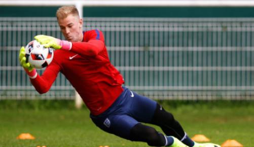 Joe Hart: Everton decide against transfer of Manchester City keeper