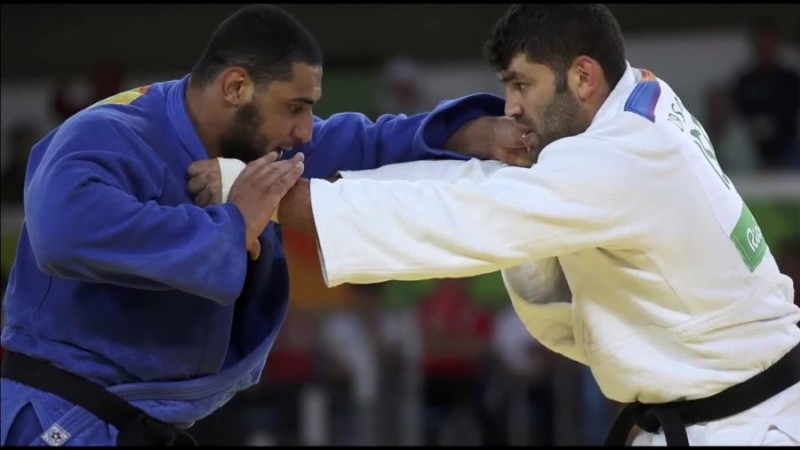 Egyptian Judoka Refuses To Shake Israeli Opponent's Hand