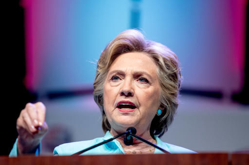 Clinton acknowledges trust issue blames them on Republicans