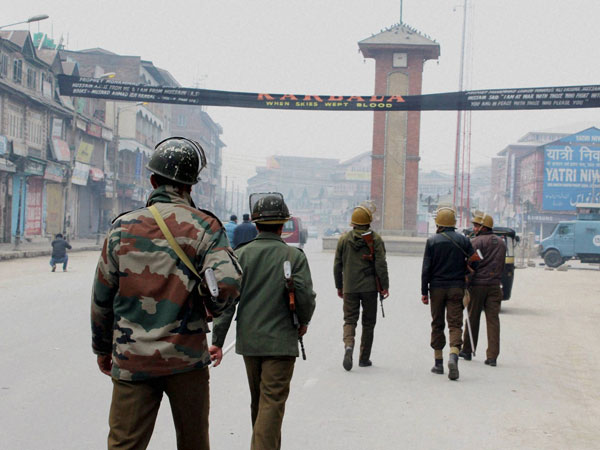 40th day of curfew in Kashmir