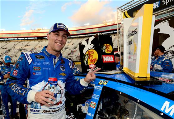 Kevin Harvick in Victory Lane