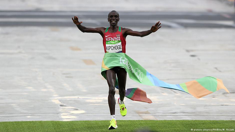 Kenya's Eliud Kipchoge has won gold in the men's marathon at the Rio Games