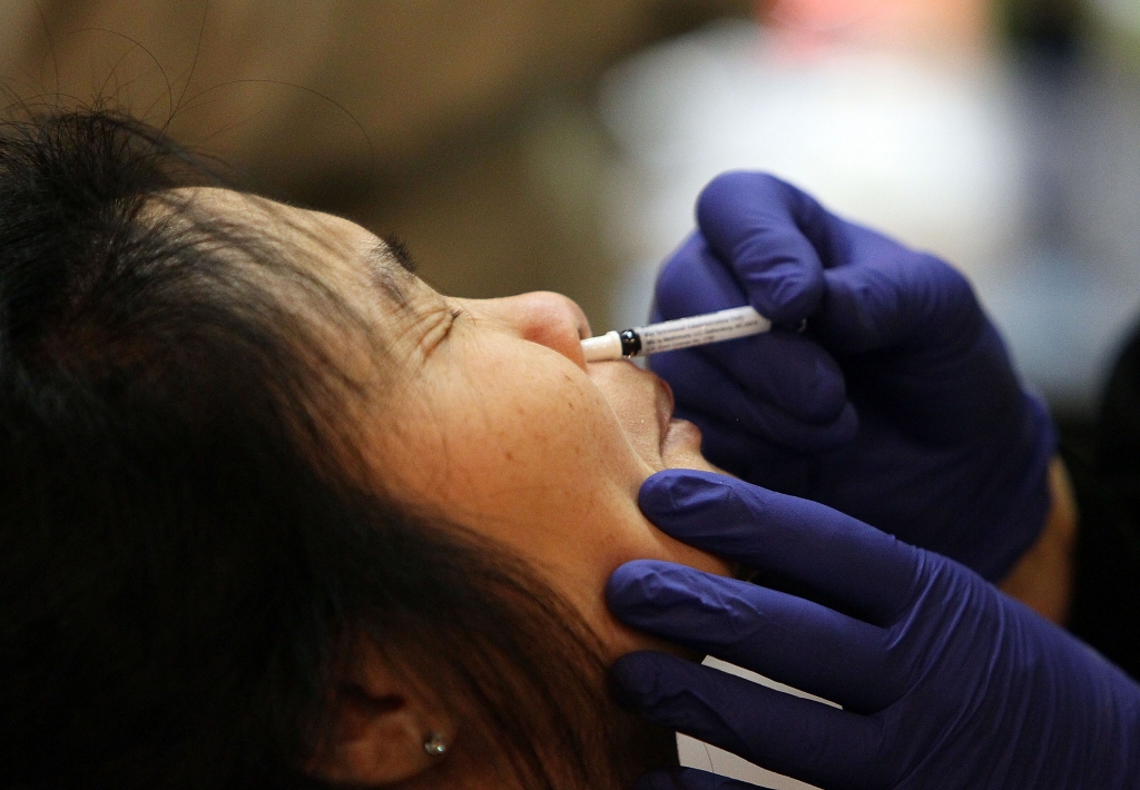 Laura Hankin8 min ago Does The Live Nasal Flu Vaccine Work? The CDC Doesn't Seem To Think So     Justin Sullivan  Getty Images News  Getty Images