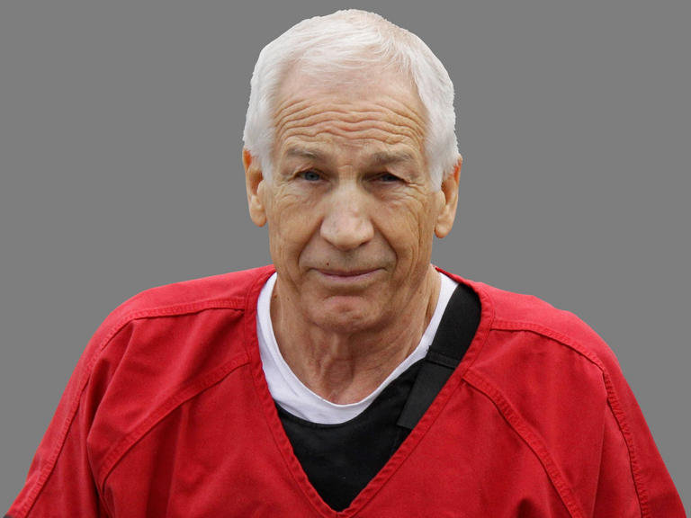 Sandusky prepares to testify in bid to overturn conviction