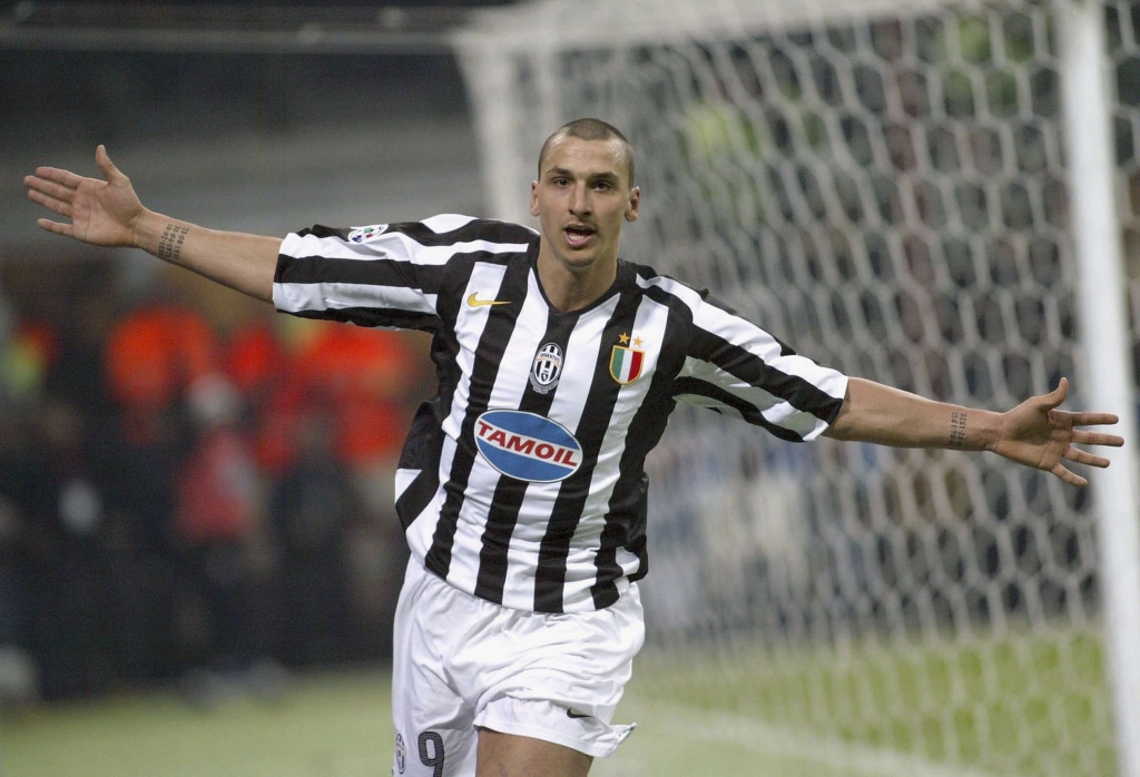 MILAN ITALY- FEBRUARY 12 Zlatan Ibrahimovic of Juventus celebrates scoring during the Serie A match between Inter Milan and Juventus at the Giuseppe Meazza San Siro Stadium