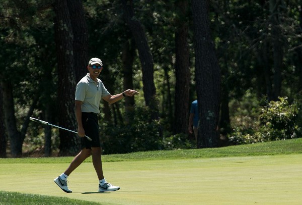 As Louisiana Reels from Flooding Obama Golfs