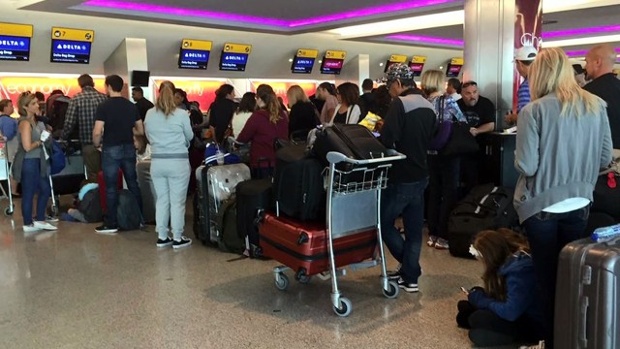 Delta Air Lines outage people waiting