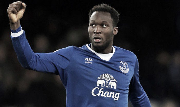 Romelu Lukaku tells Ronald Koeman he wants to stay at Everton