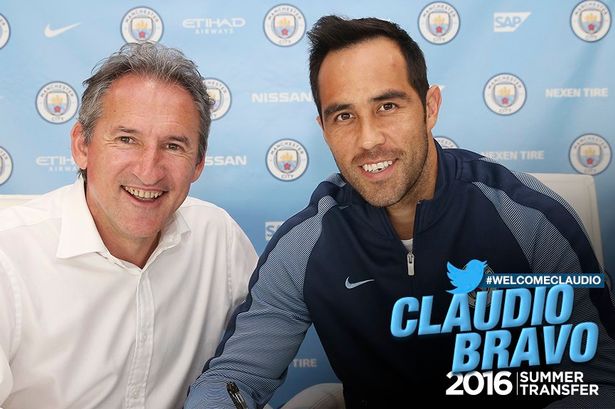 MCFC

Bravo poses alongside City chief executive Txiki Begiristain