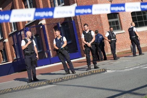 Machete-wielding man attacks police in Belgium