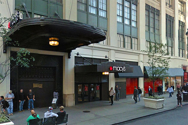 Macy's plans to close 100 stores