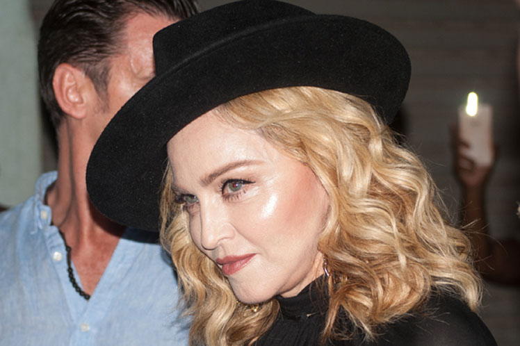 Pop star Madonna visits Cuba to celebrate birthday