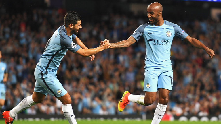 Manchester City cruised through to the Champions League group stage