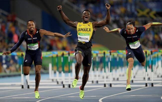 Omar McLeod wins Olympic gold in 110 hurdles