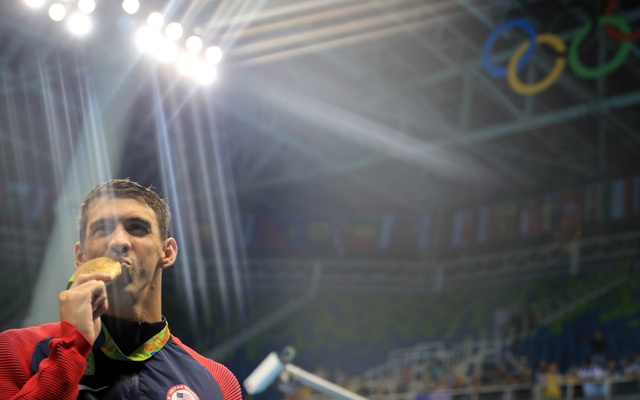 Team USA Wins Gold In Men's 4x200m Freestyle Relay