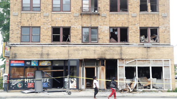 Violence erupts in Milwaukee after fatal shooting by police