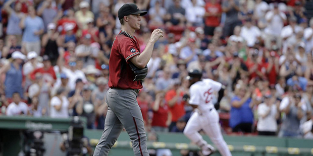 LEADING OFF: Porcello perfect at Fenway, Lackey vs Cards