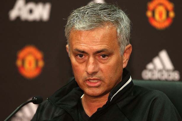 Press Conference: Jose Mourinho wants to win the Premier League; Pogba suspended!