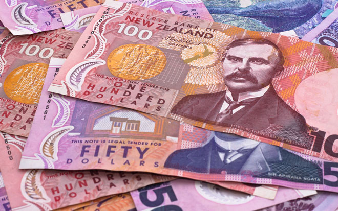 New Zealand Kiwi dollar bills notes money currency