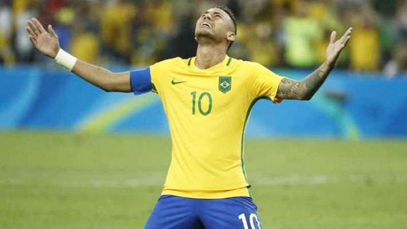 Neymar demonstrates maturity steps down from captain’s title