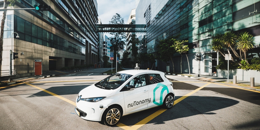 Self-driving taxis to offer free rides in Singapore