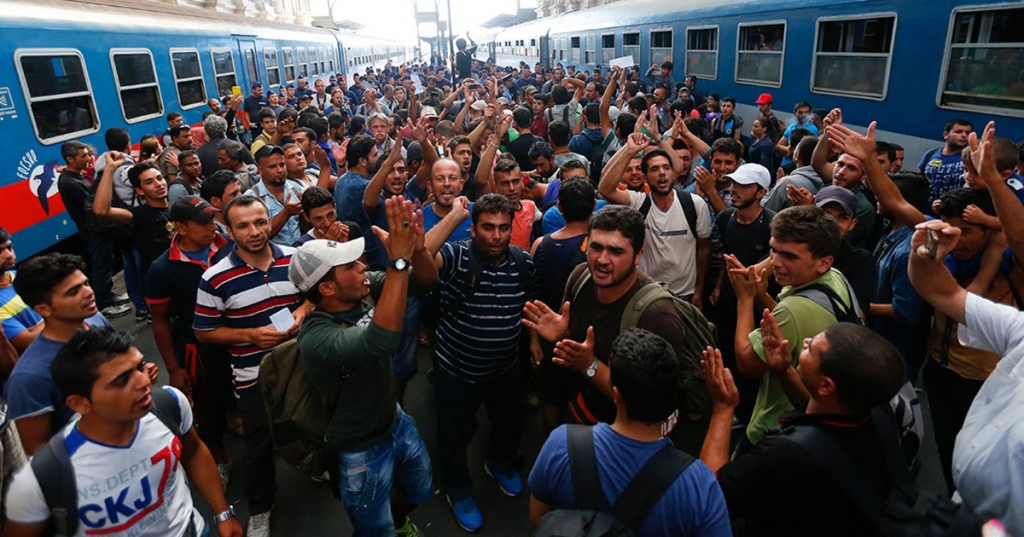 Obama’s Goal 85,000 Refugees to Enter US by End of 2016