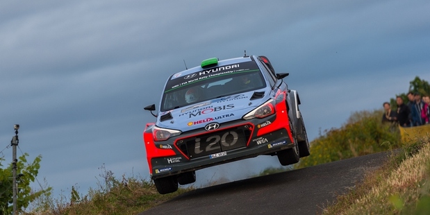 Mikkelsen holds narrow lead in Germany - Yahoo7