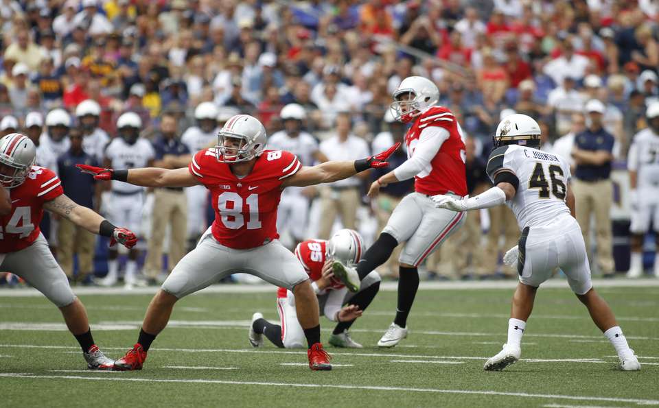 Injury forces lineup change at kicker for Ohio State Buckeyes